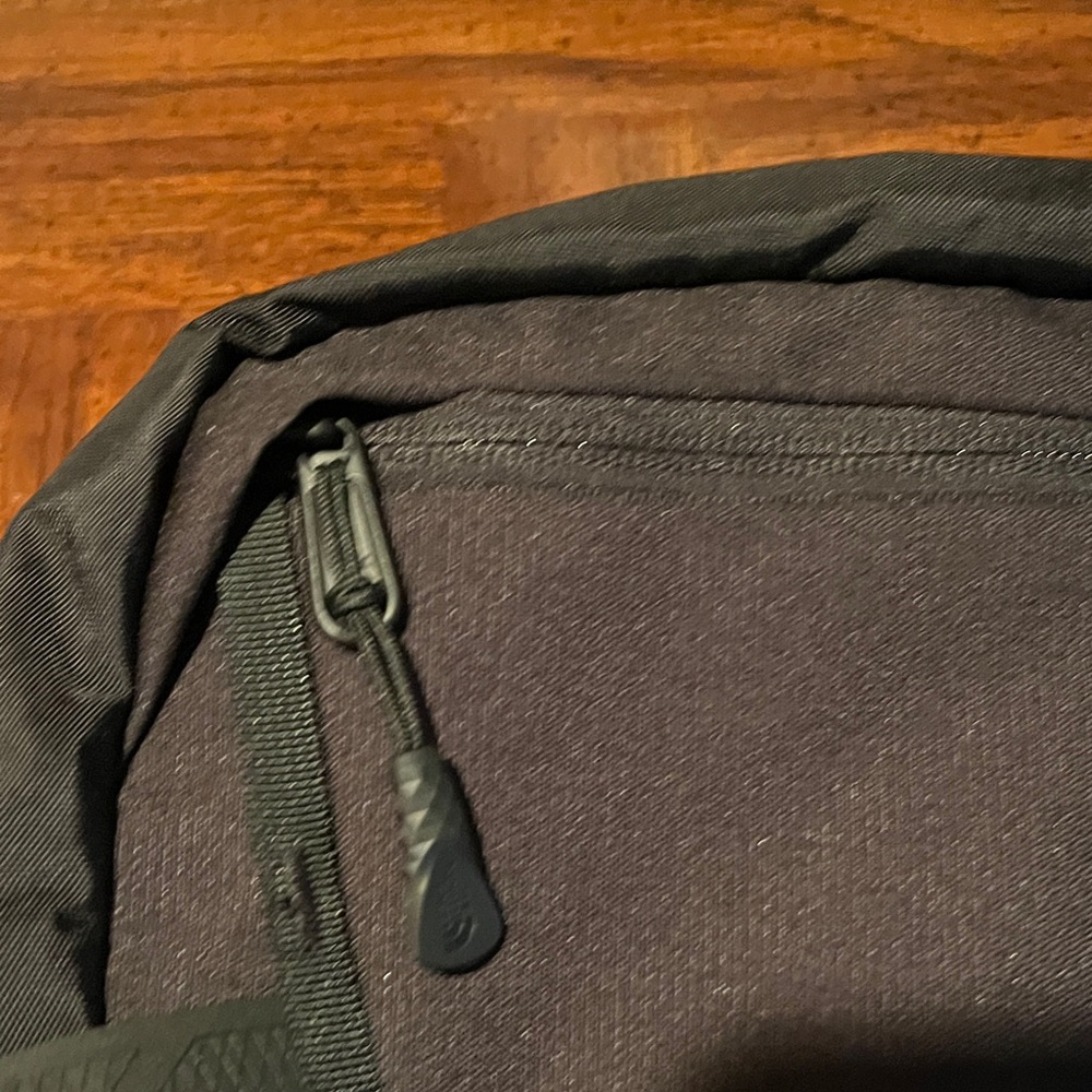 The North Face Black Backpack With WWE Embroidered Logo Brand New - Picture 4 of 9